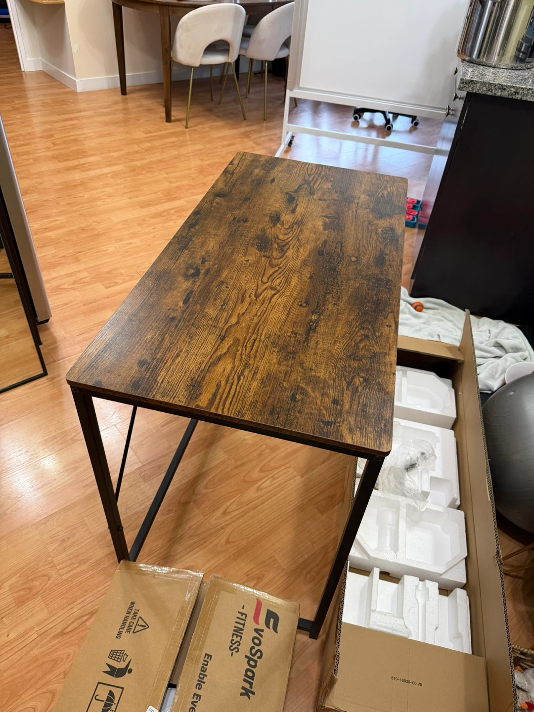 Desk - 40x20