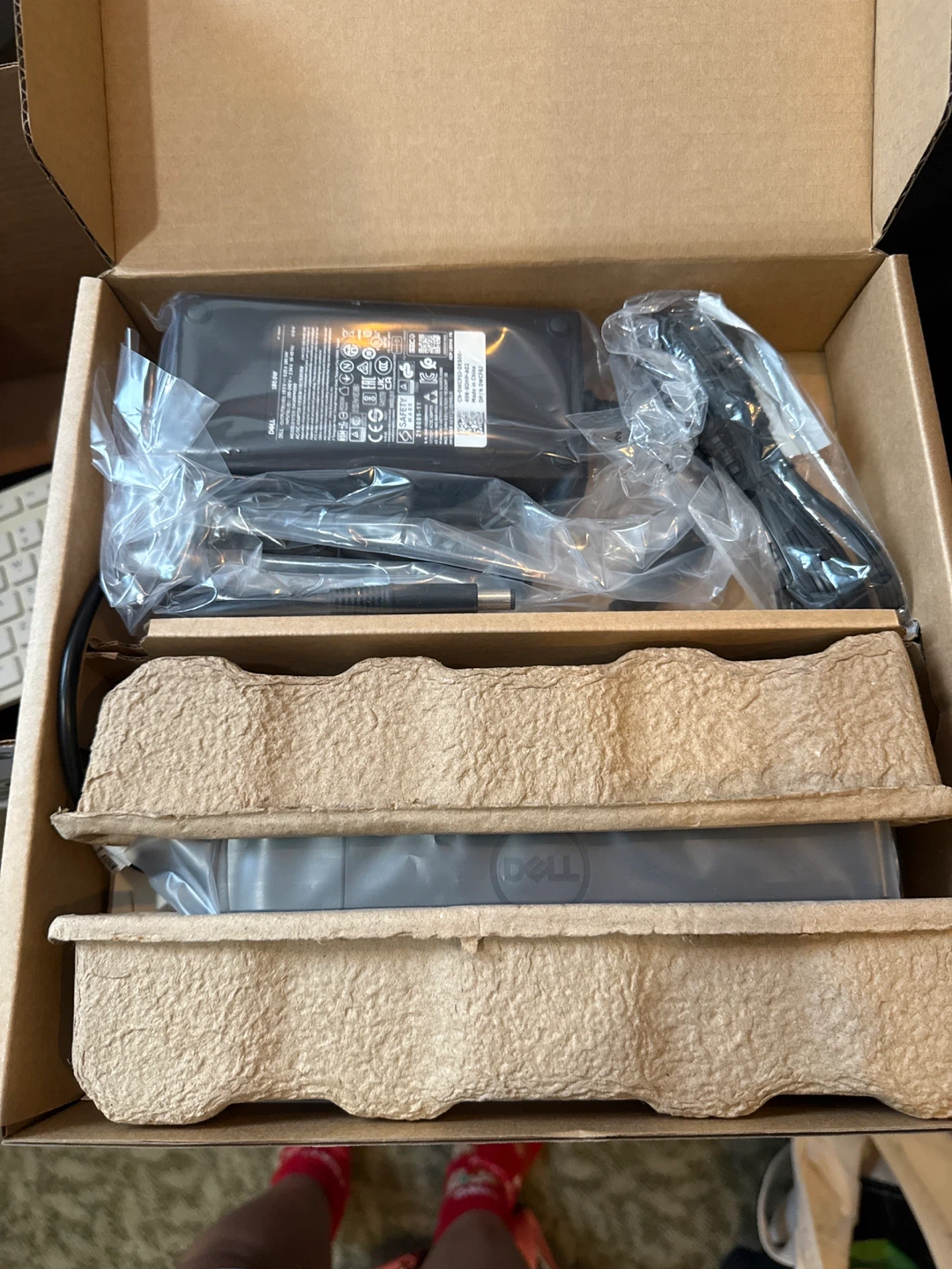 Dell Dock WD19S with Box