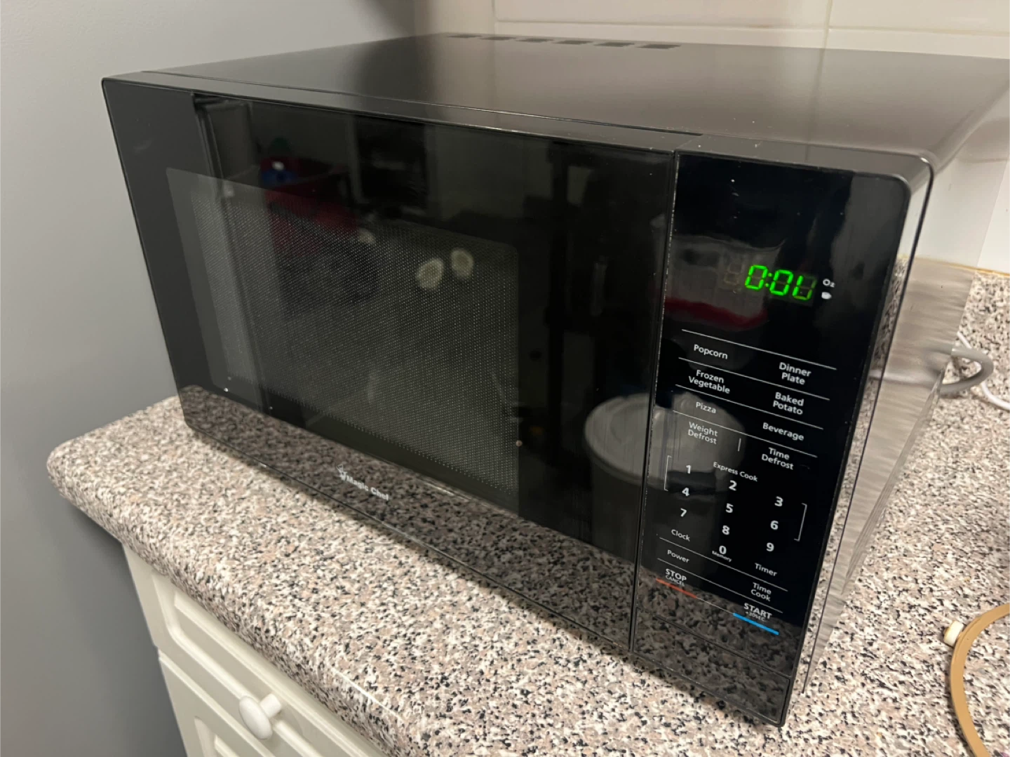 Magic Chef Microwave Oven