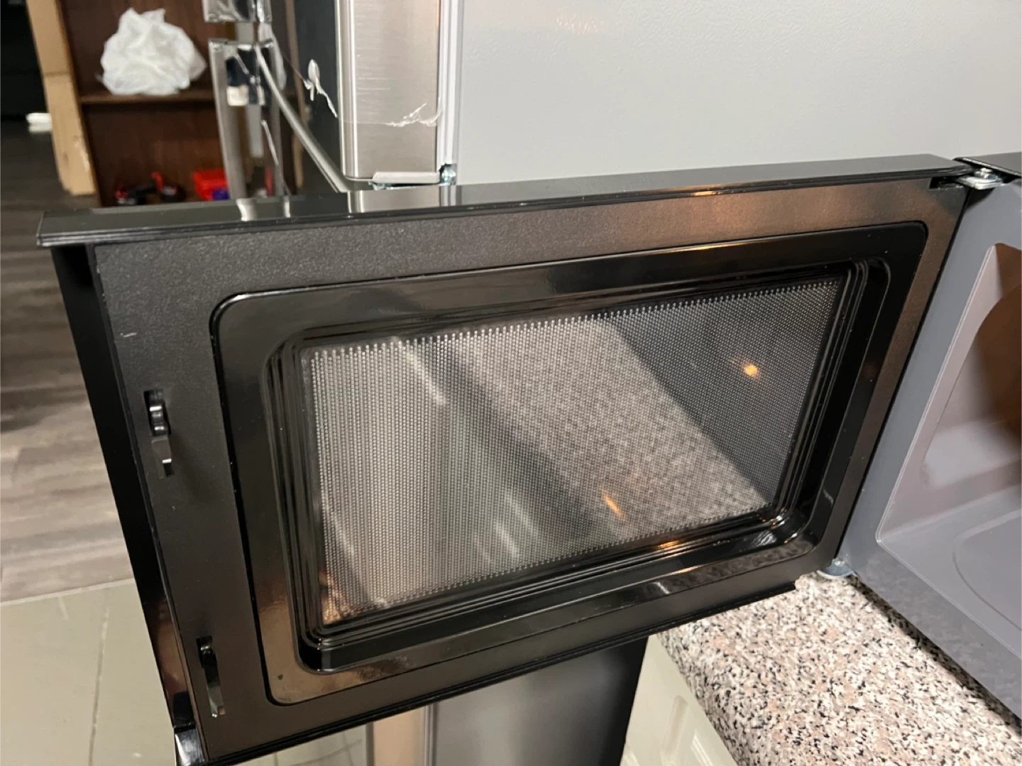 Magic Chef Microwave Oven - photo 4