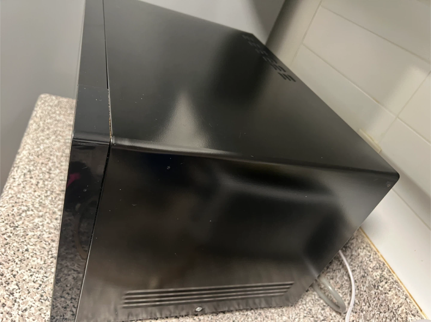Magic Chef Microwave Oven - photo 5