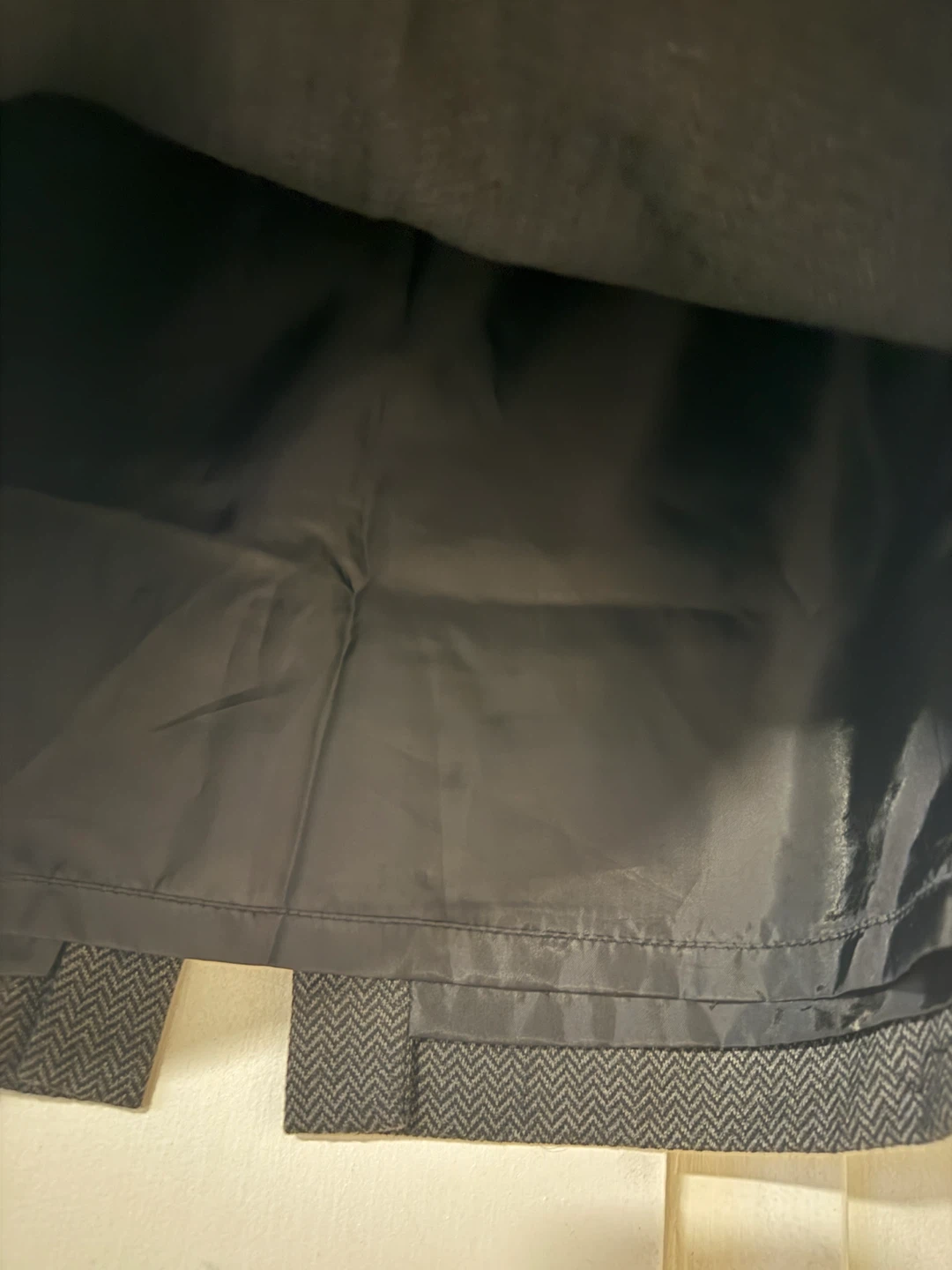 Tahari Arthur S. Levine Skirt Size 2 - photo 2