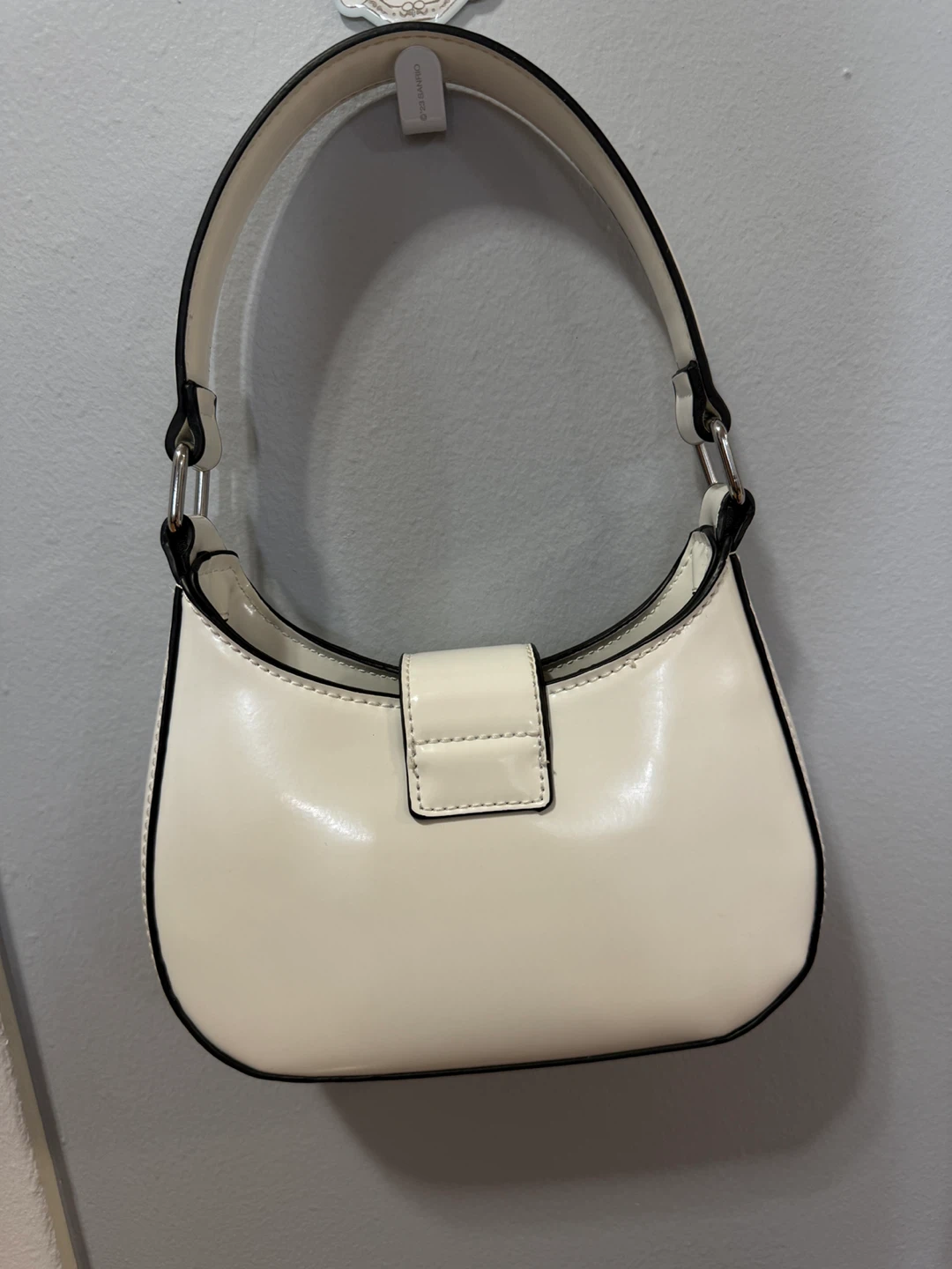 Kendall + Kylie White Shoulder Bag - photo 3