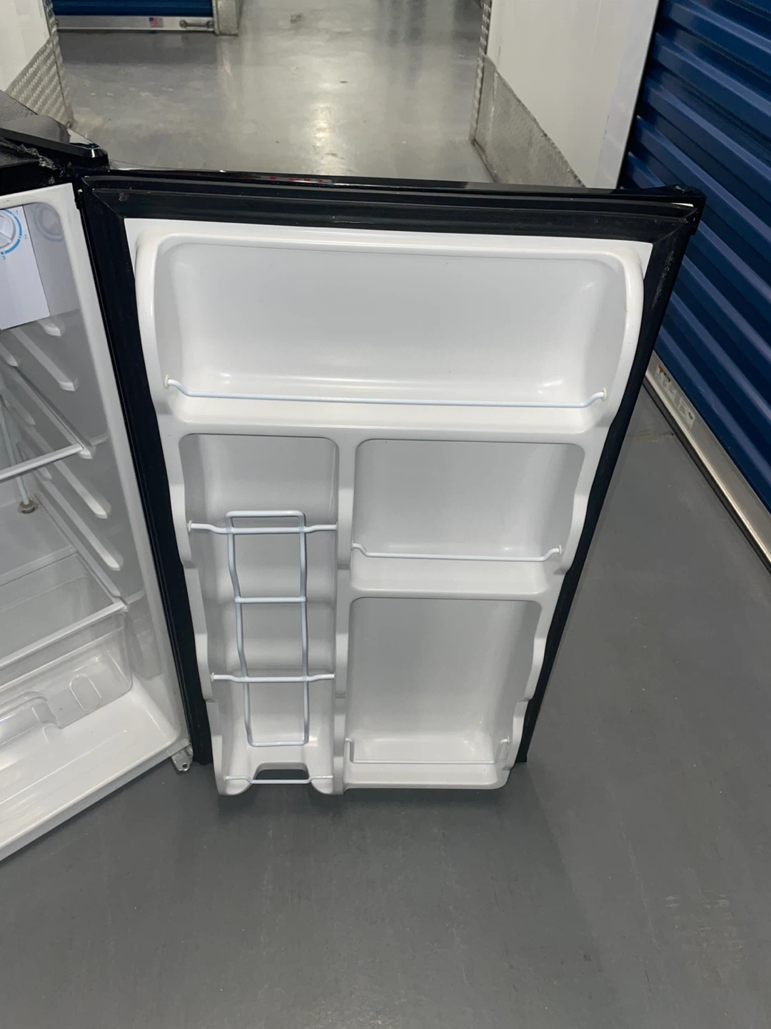 Upstreman Mini Fridge - Black 🥕 - photo 3