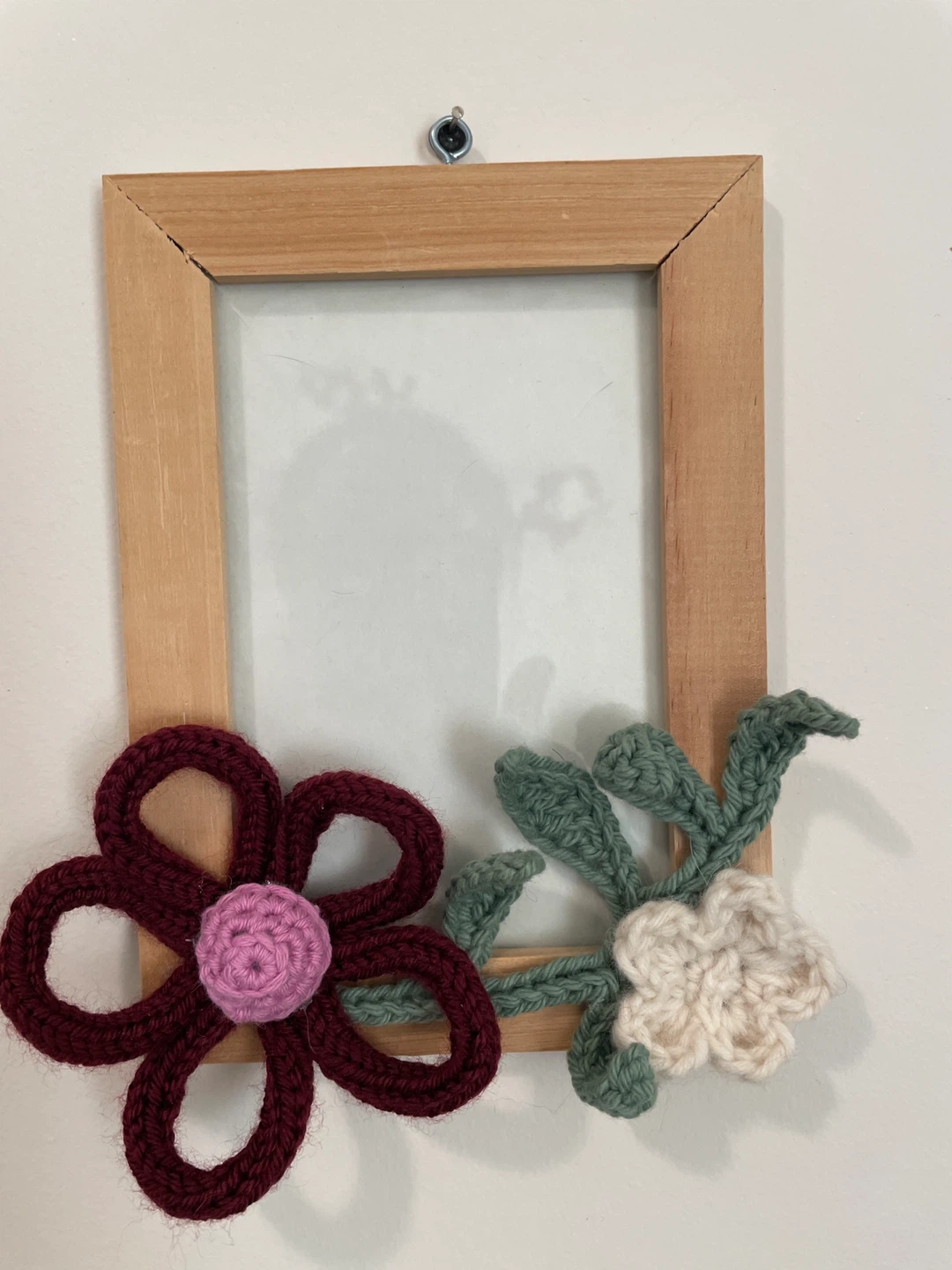 Handmade Crocheted Flower Picture Frames - Set of 2 - photo 3