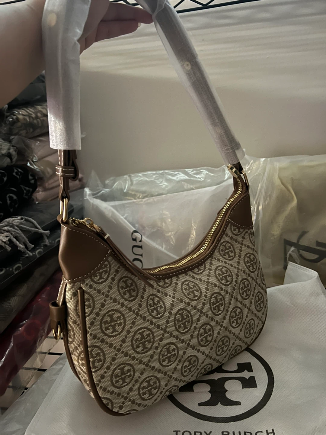 Tory Burch Hobo Bag - New! - photo 5