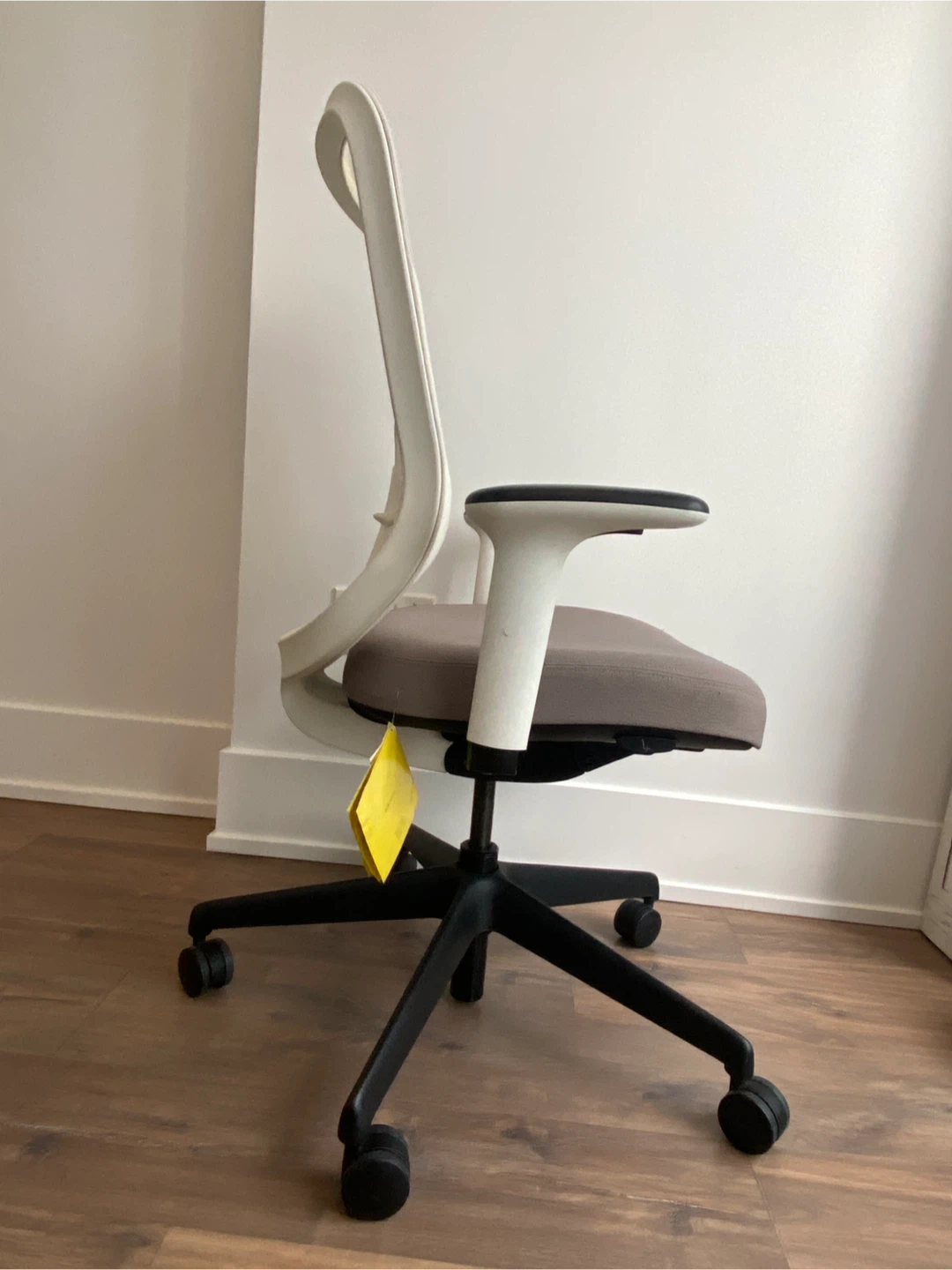 Teknion Projek Task Chair - photo 5