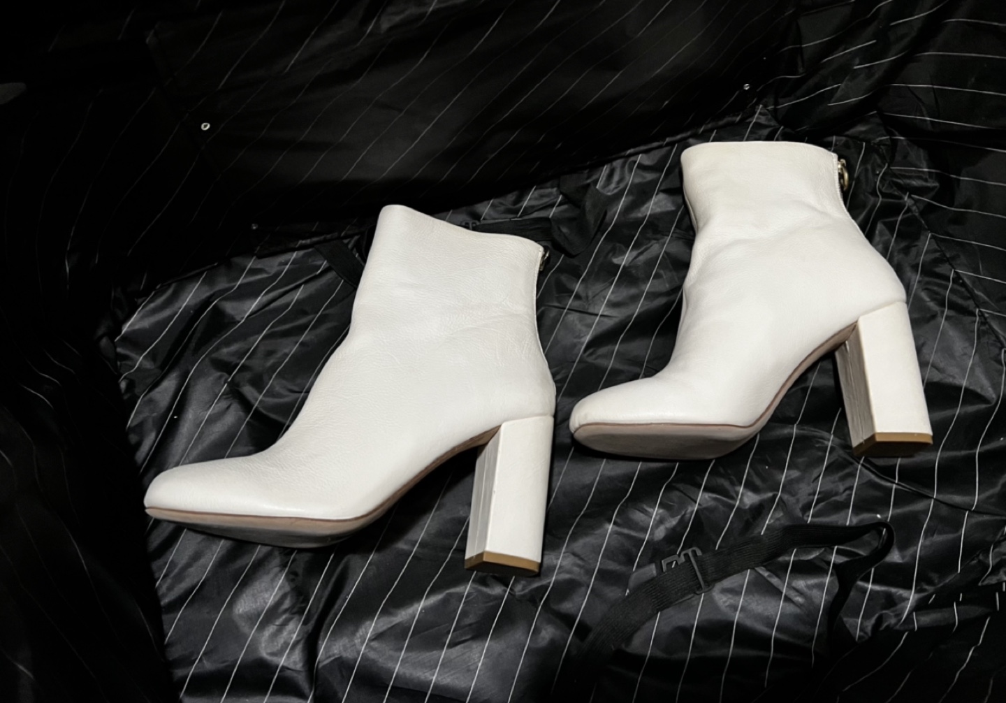 Joie White Leather Heeled Ankle Boots - Size 38.5 - photo 4