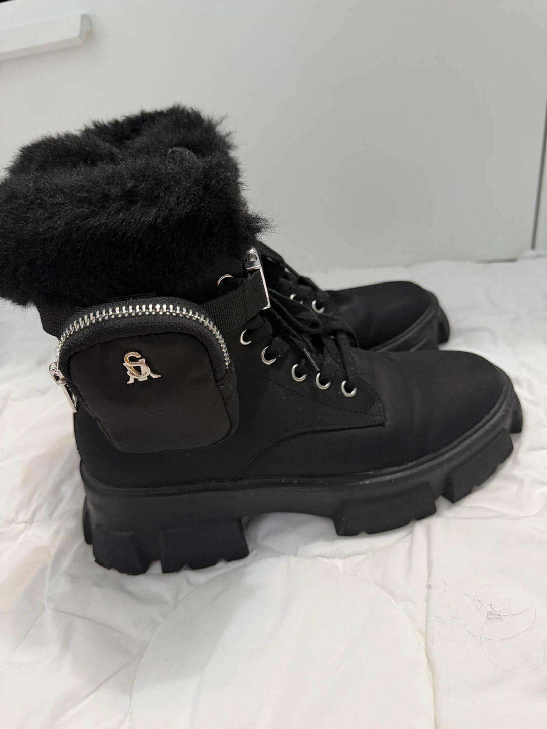 Steve Madden Thora-PF Black Fur Boots - Size 9M - photo 2
