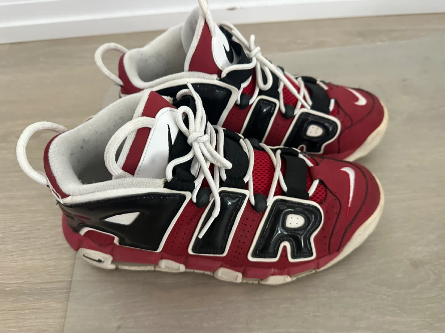 Nike Air More Uptempo Size 9