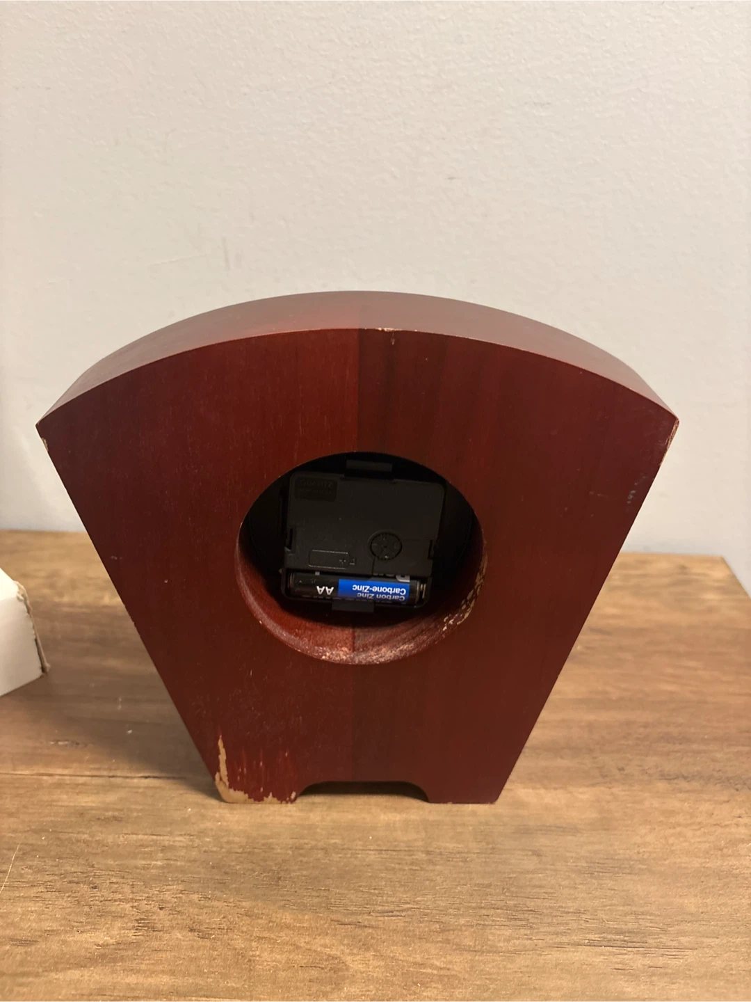 Vintage Wooden Tabletop Clock - photo 4