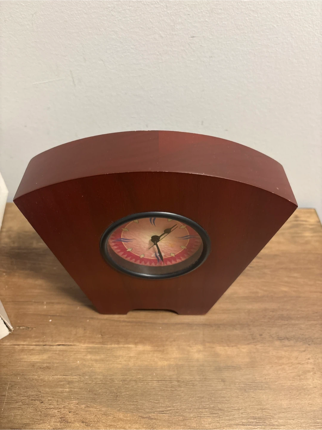 Vintage Wooden Tabletop Clock - photo 2