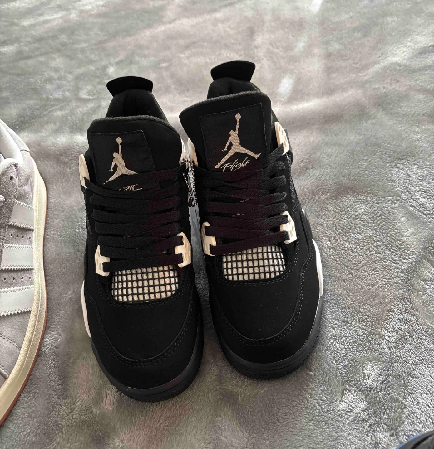 Air Jordan 4 shoe supplier - photo 4
