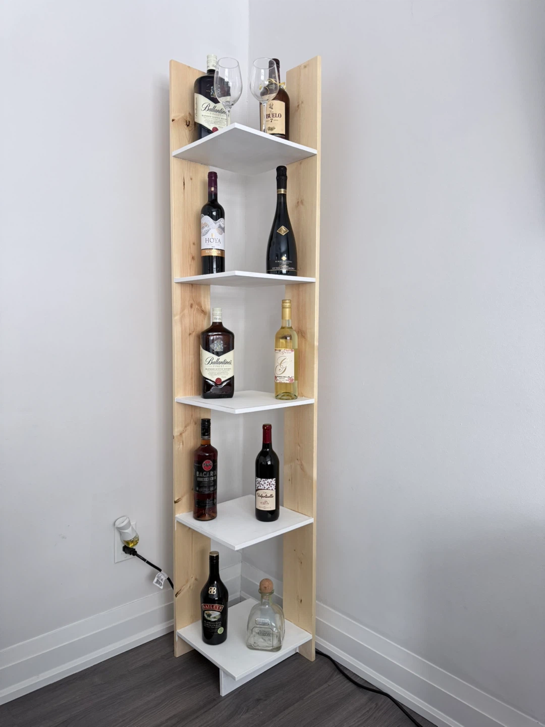 Corner Shelf - 6 ft Tall - photo 4