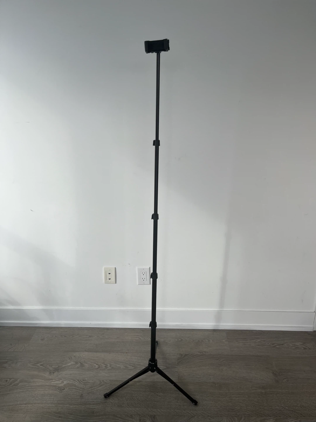 Extendable Phone Tripod - photo 2