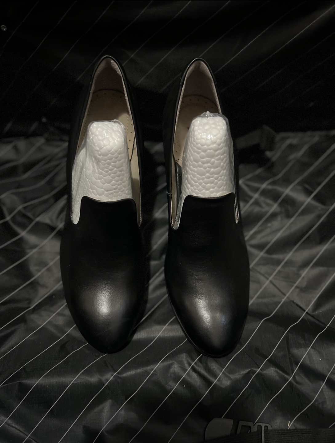 Brand New-Ecco Black Leather Heeled Pumps - Size 38