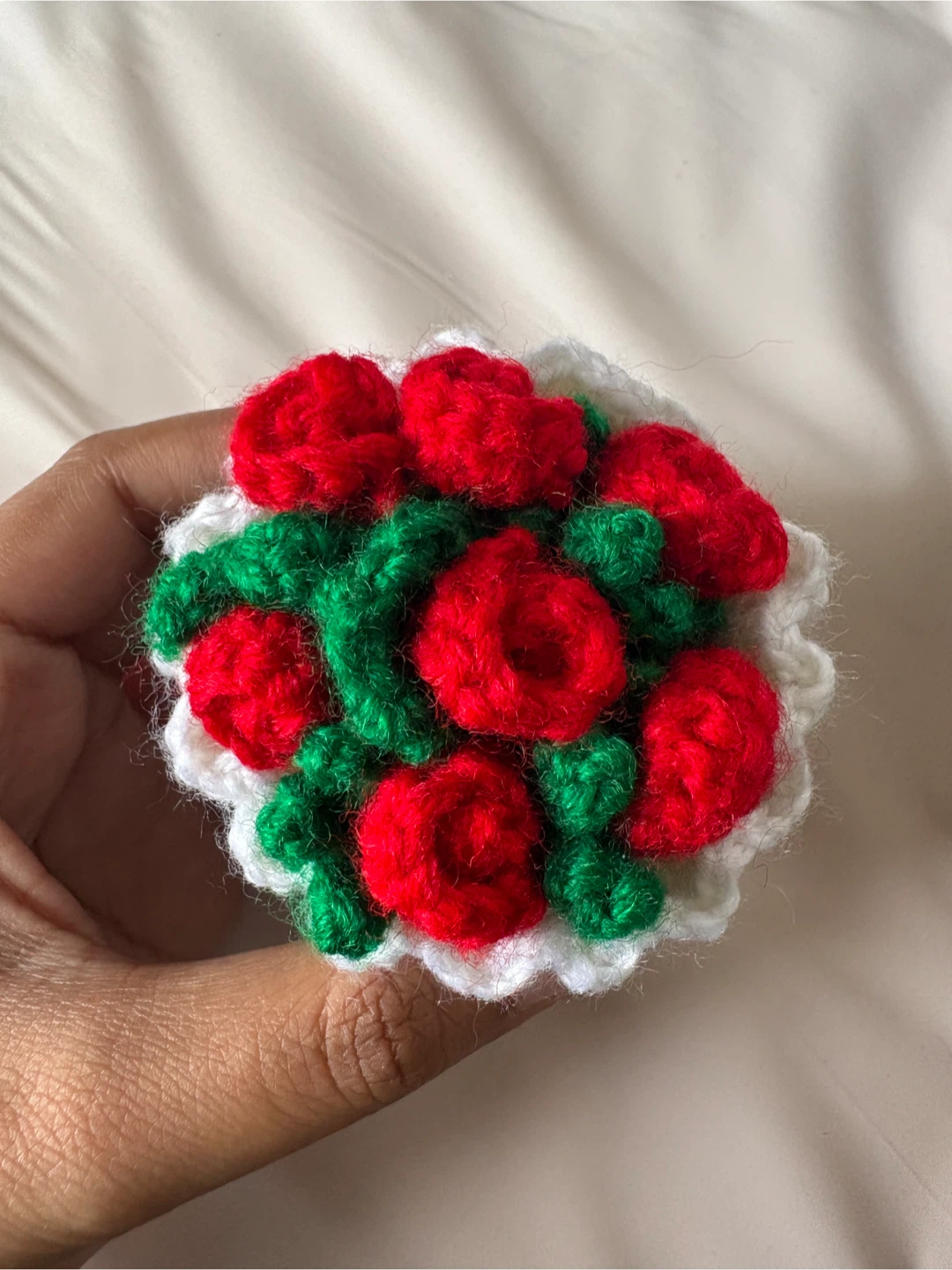 Handmade Crocheted Flower Pot Decorations - photo 2