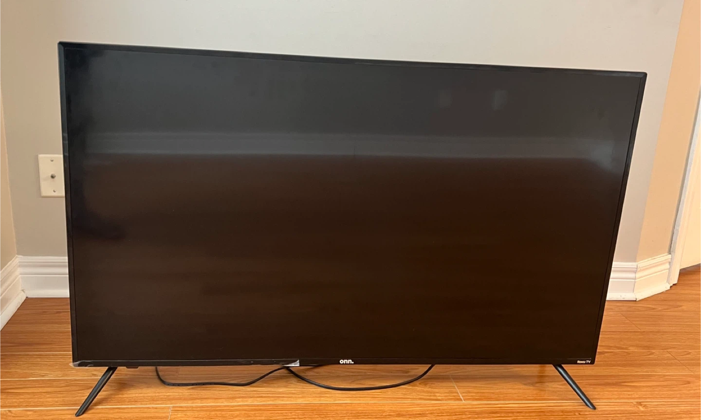 Onn Roku TV – 50” UHD 4K - photo 2