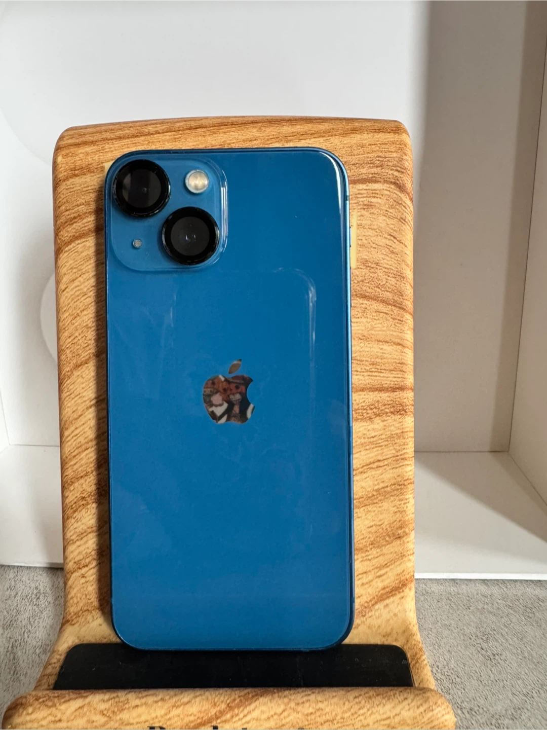 iPhone 13 Blue - photo 3