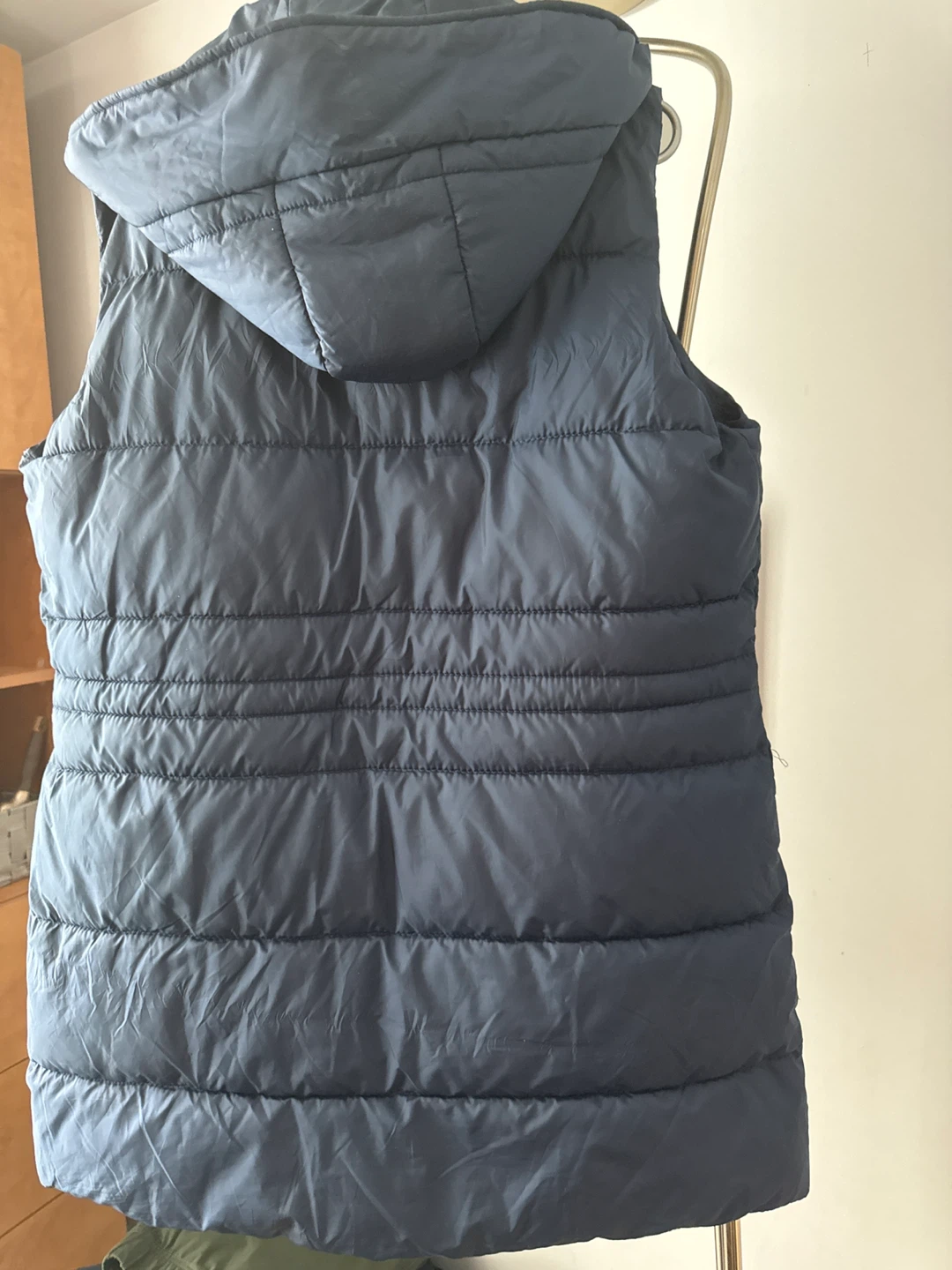 Weatherproof Puffer Vest - Size L - photo 2