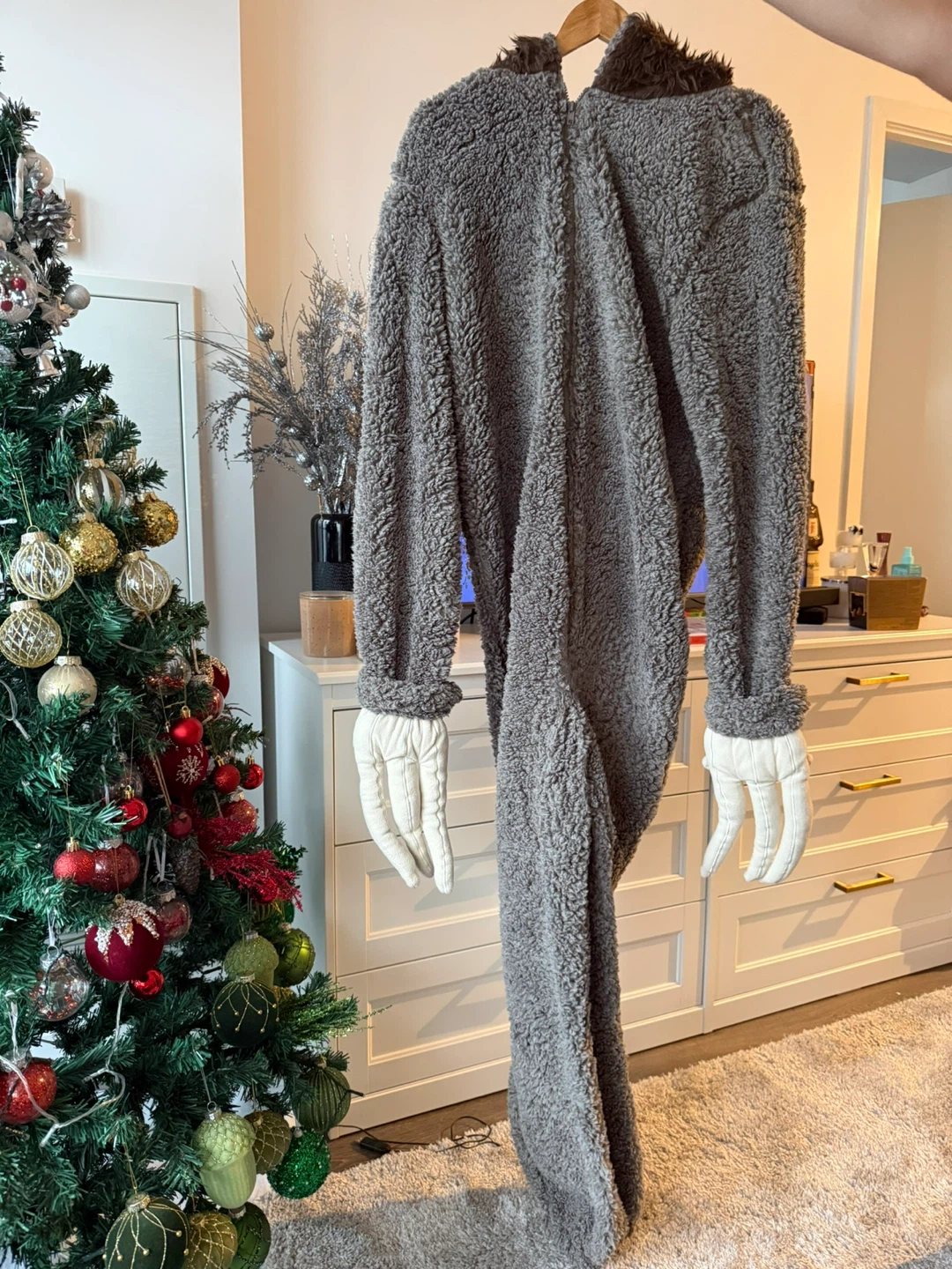 Sloth Onesie - Adult Size - photo 2