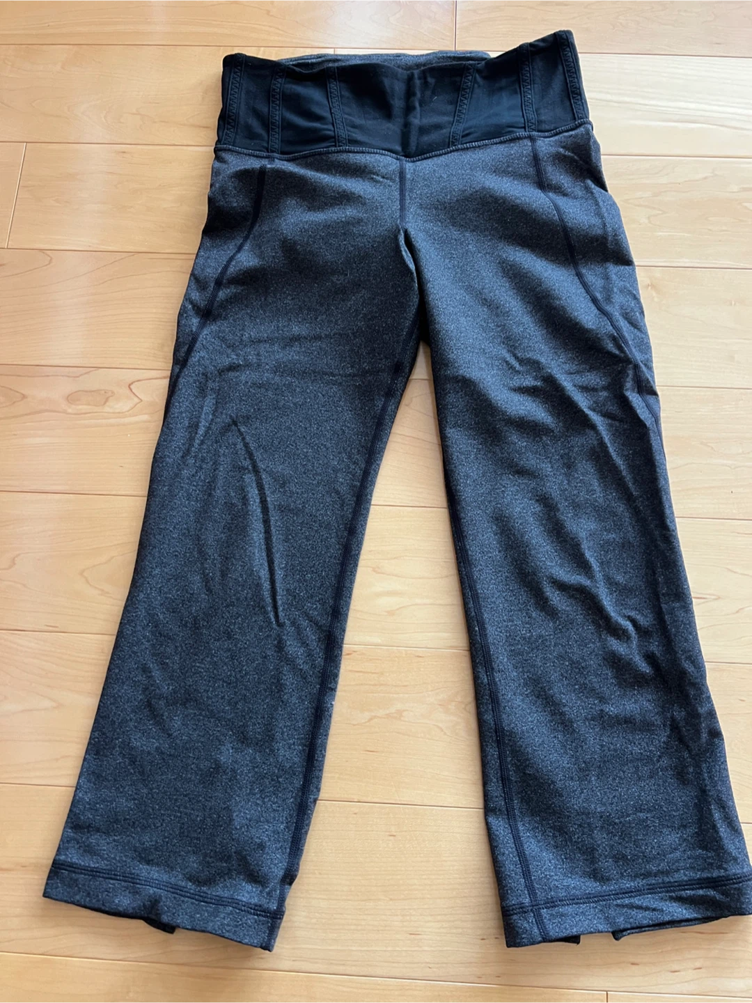 Lululemon Crop Pants - Size 4