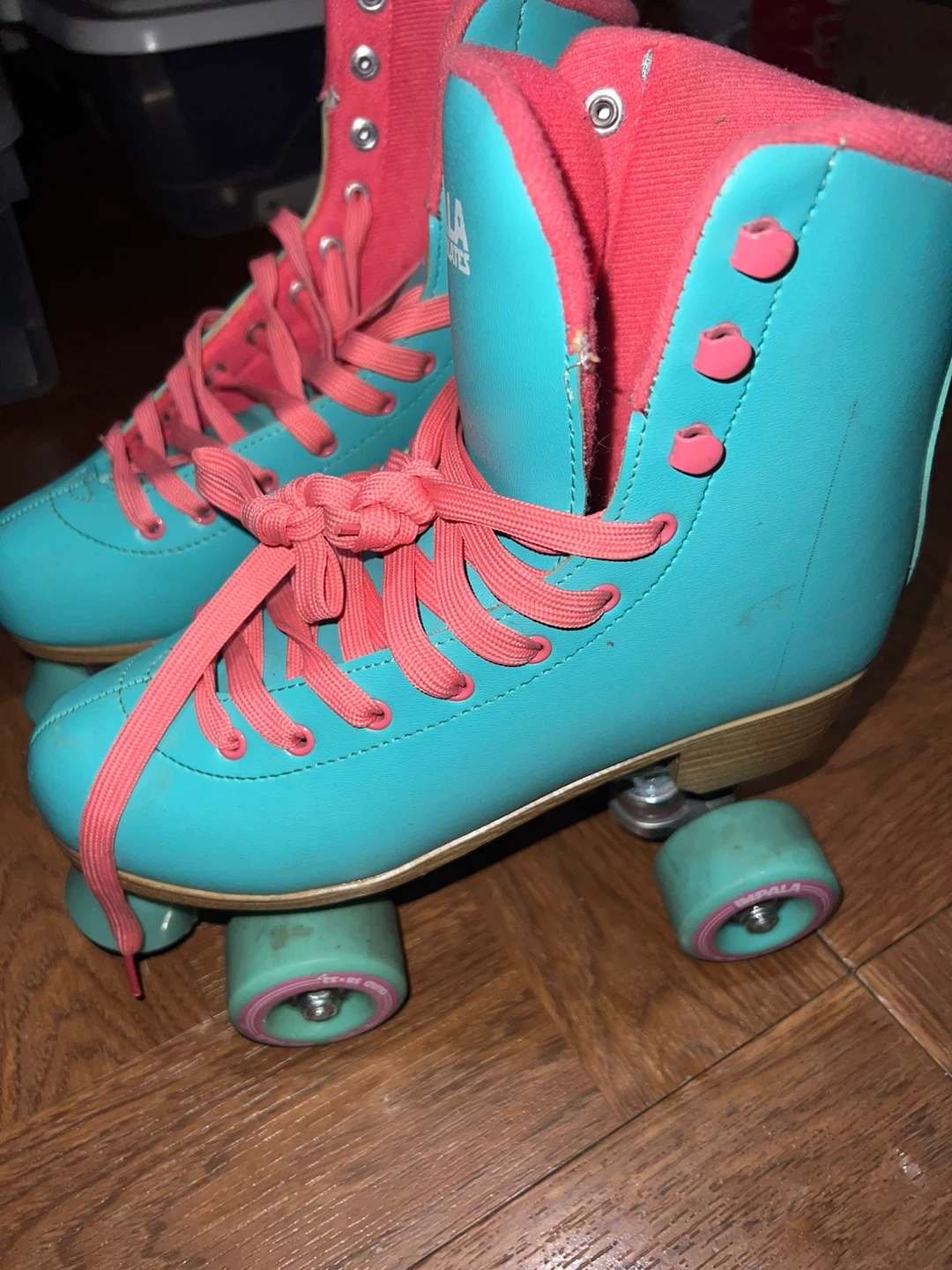 Impala Rollerskates - Aqua/Pink - US Size 8 🥕