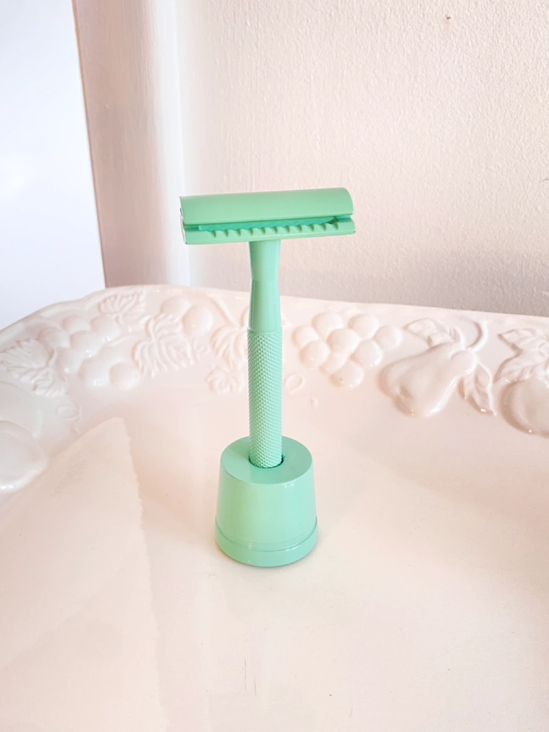 Mint Green shaving Razor with Stand - photo 5