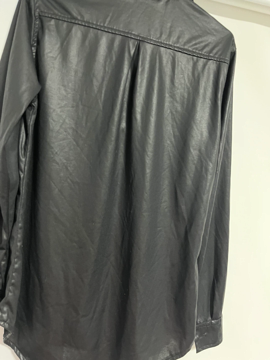 Apple Candy Black Faux Leather Shirt - Size M - photo 3