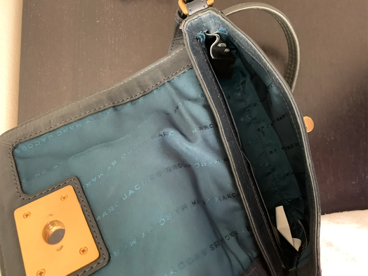 Marc Jacobs Leather Crossbody Bag - photo 5