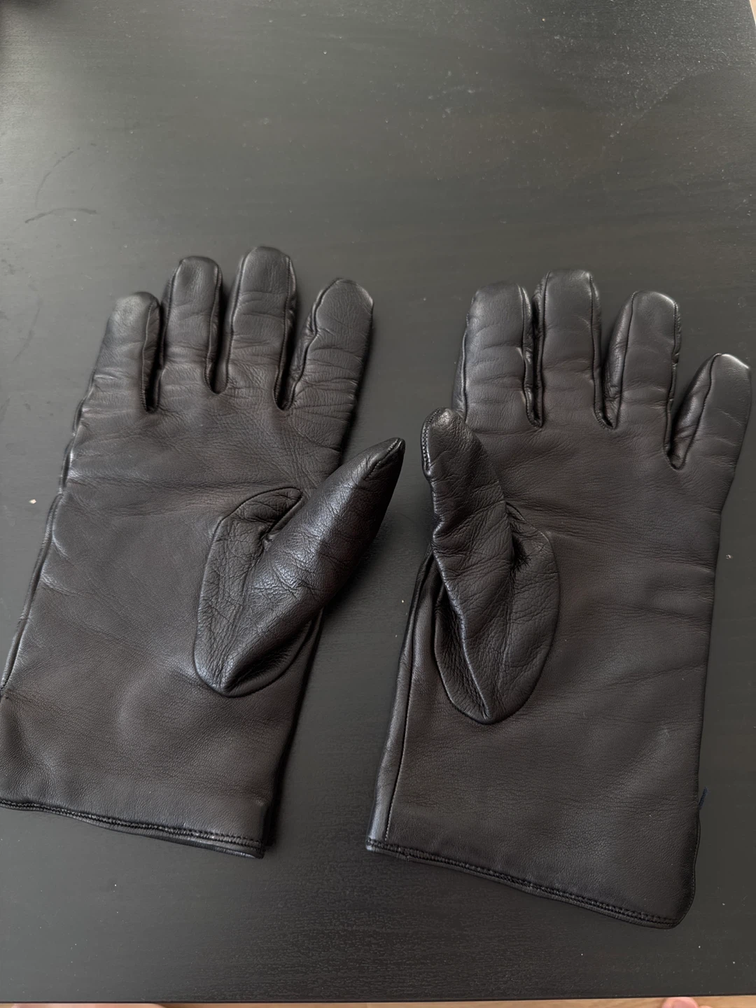 Gucci Black Leather Gloves - Size M - photo 2