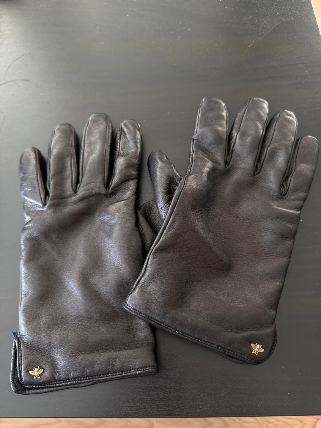 Gucci Black Leather Gloves - Size M