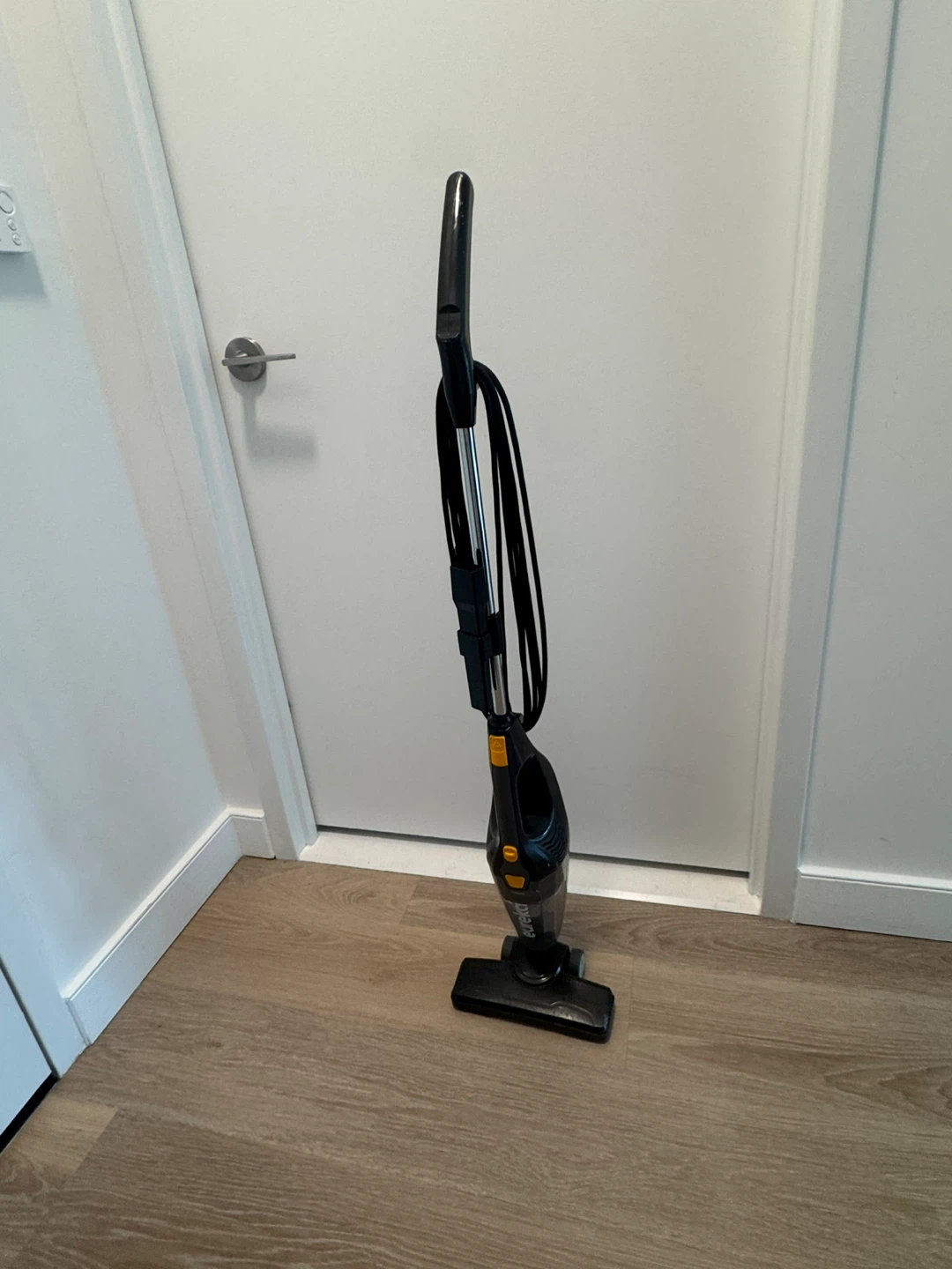 3 in 1 Eureka Blaze Stick Vacuum Cleaner