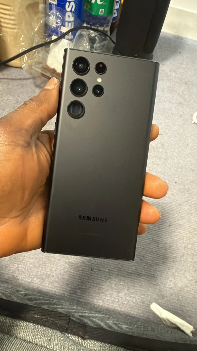 Samsung Galaxy S22 Ultra - Black - photo 3