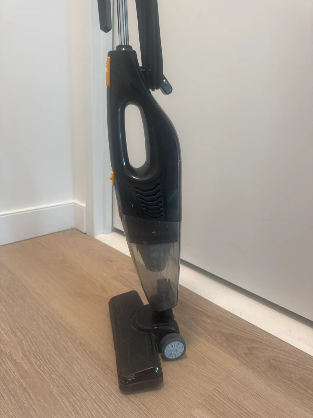 3 in 1 Eureka Blaze Stick Vacuum Cleaner - photo 3