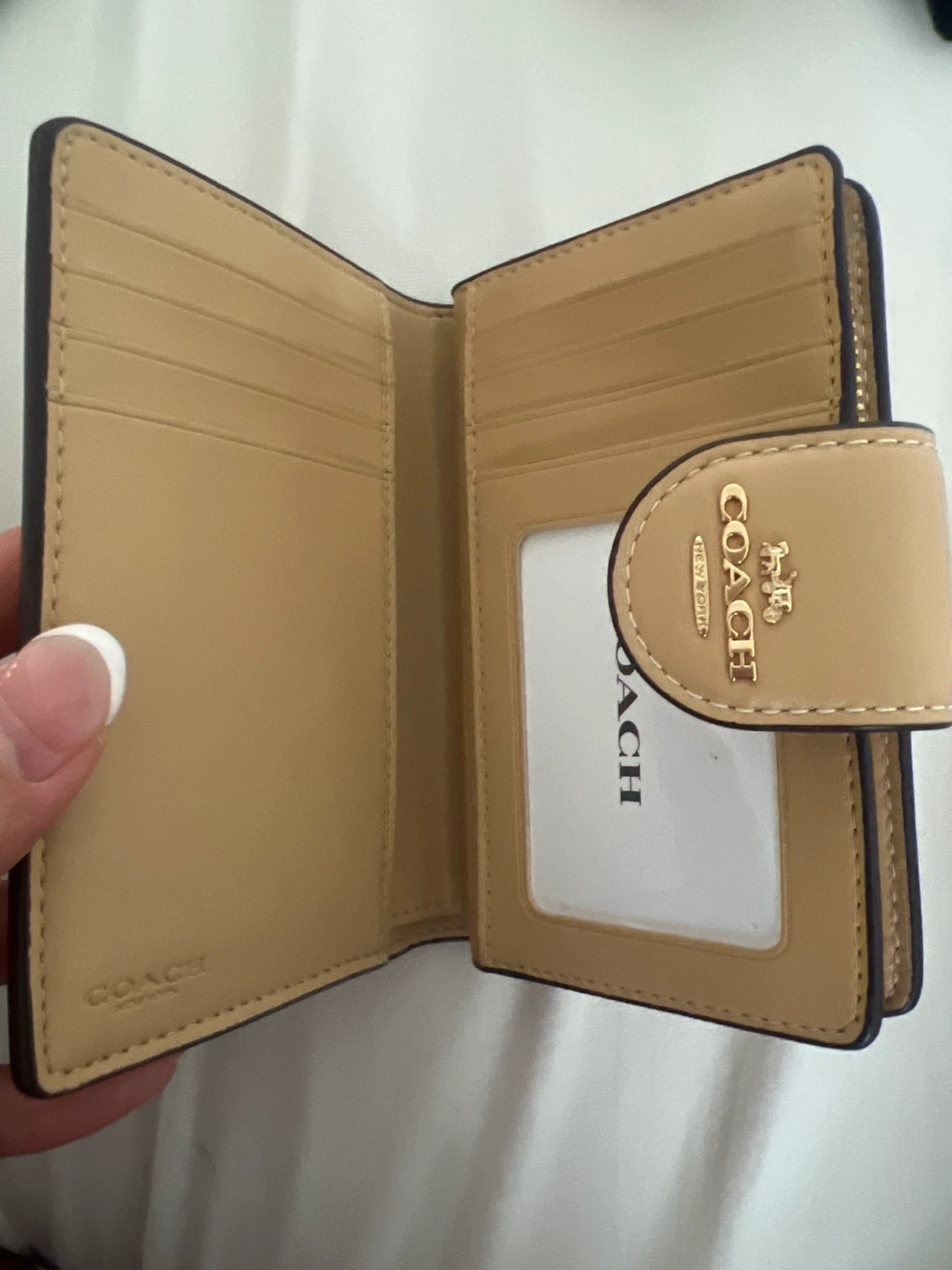 Coach Smooth Leather Tan Medium Corner Zip Wallet - photo 2