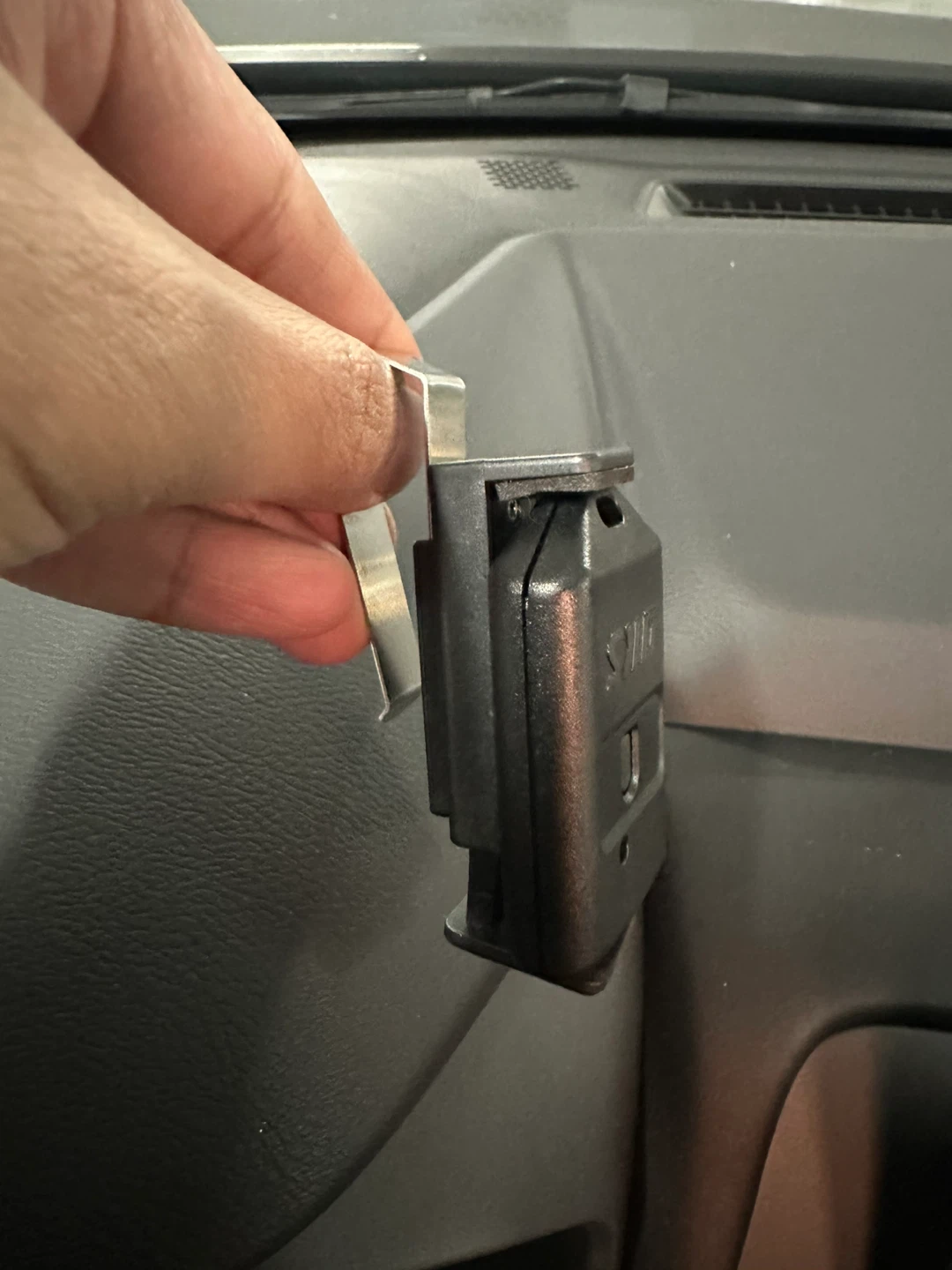 Car Visor Remote Garage Door Opener - photo 2