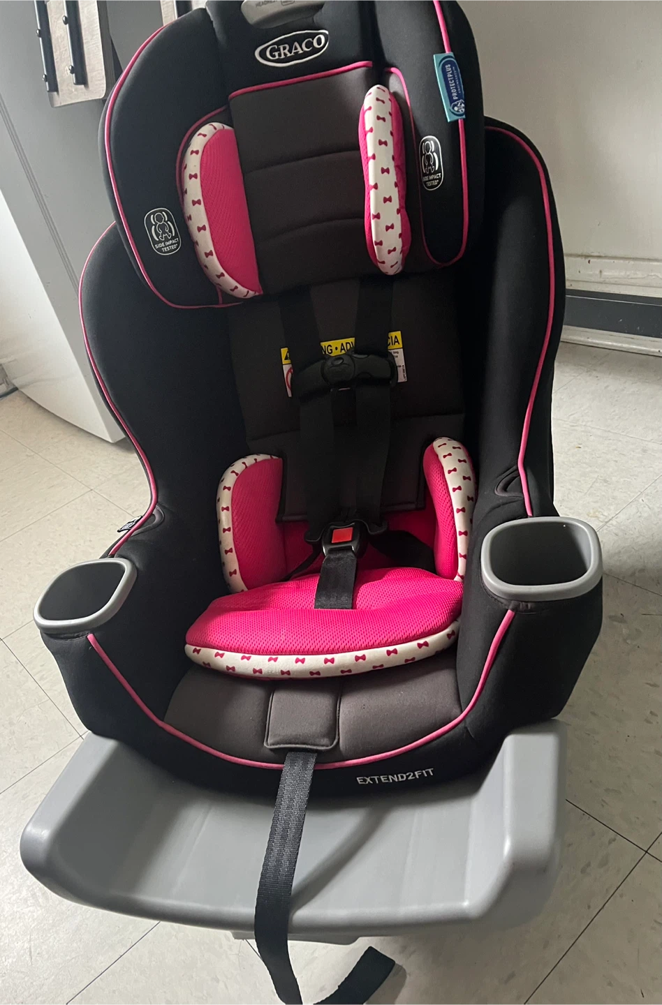 Graco Extend2Fit Convertible Car Seat - photo 2