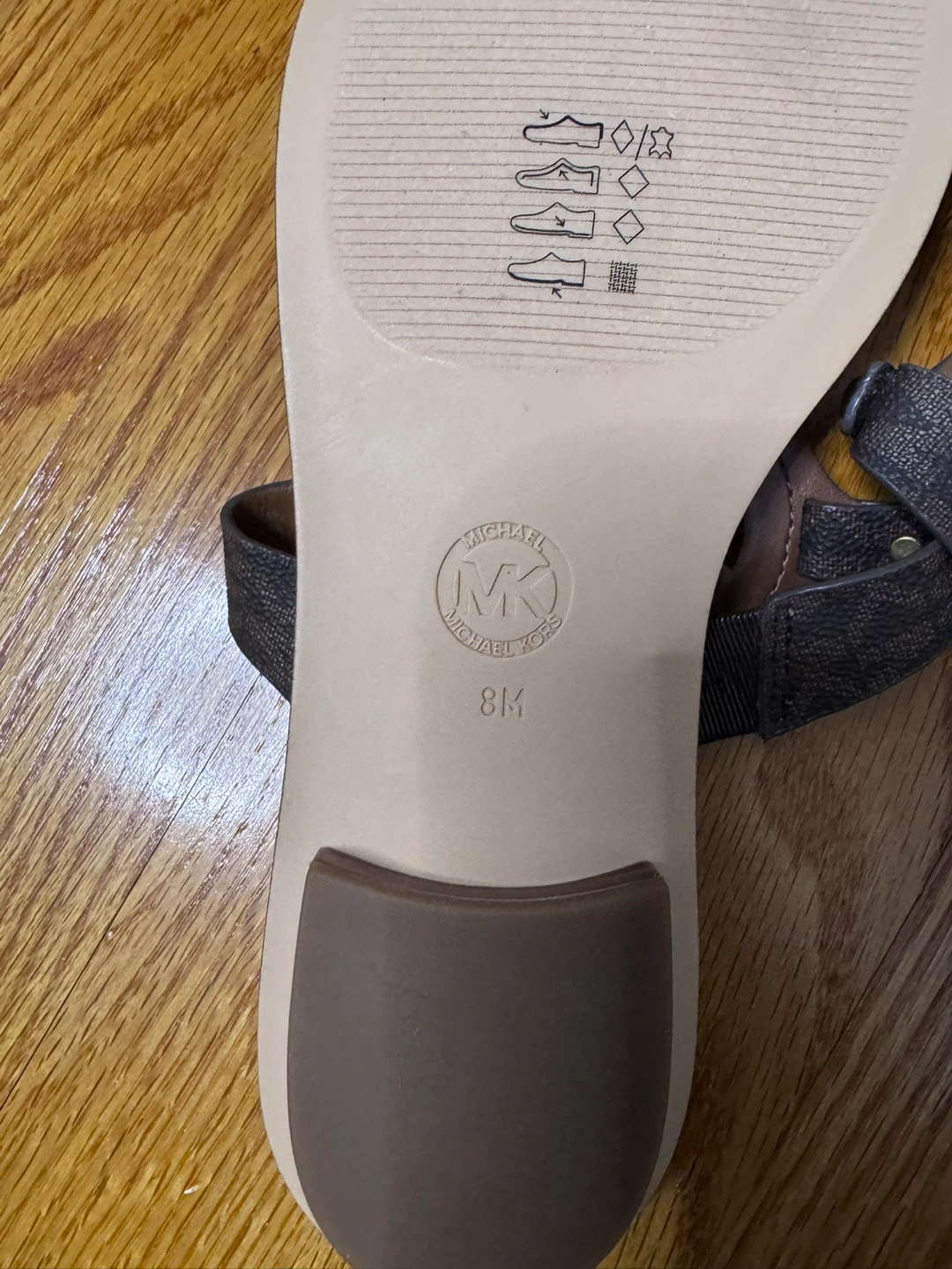 Michael Kors Sandals - Size 8M - photo 2