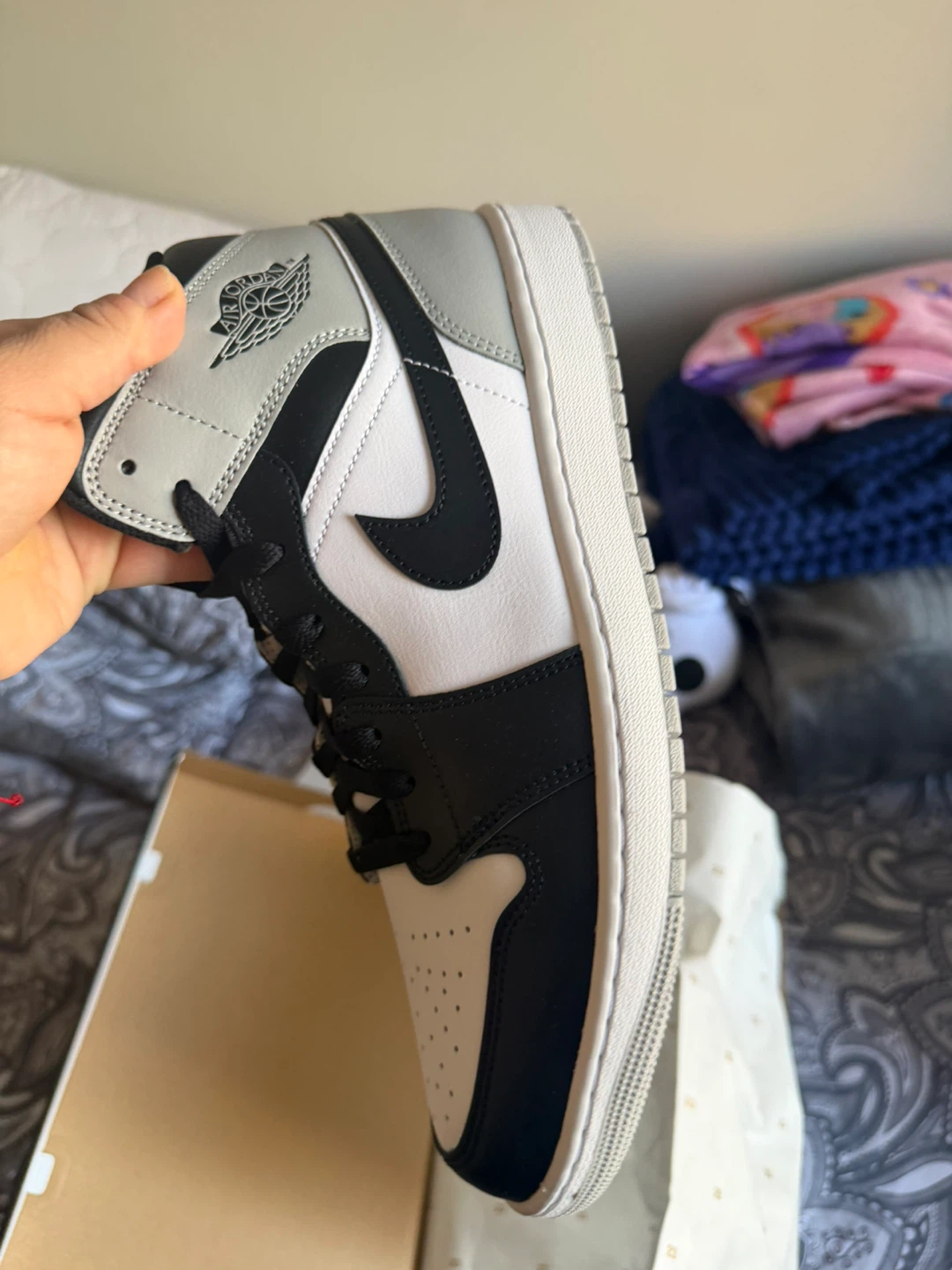 Air Jordan 1 Mid White/Black-Lt Smoke Gray Size 12 - photo 4