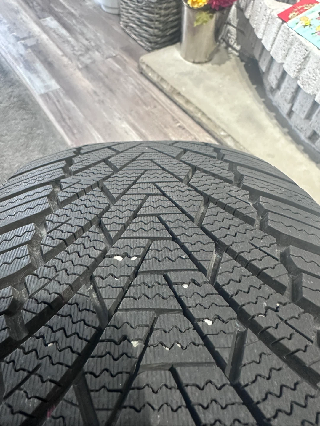 Greenlander Icehawk 1 Tires - 235/55R18 for Toyota RAV4 - photo 3