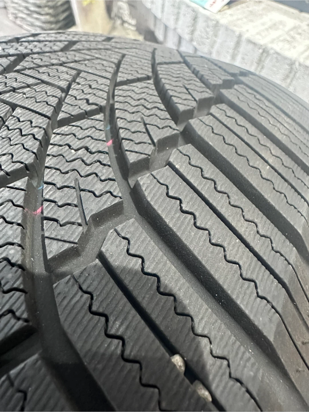 Greenlander Icehawk 1 Tires - 235/55R18 for Toyota RAV4 - photo 4