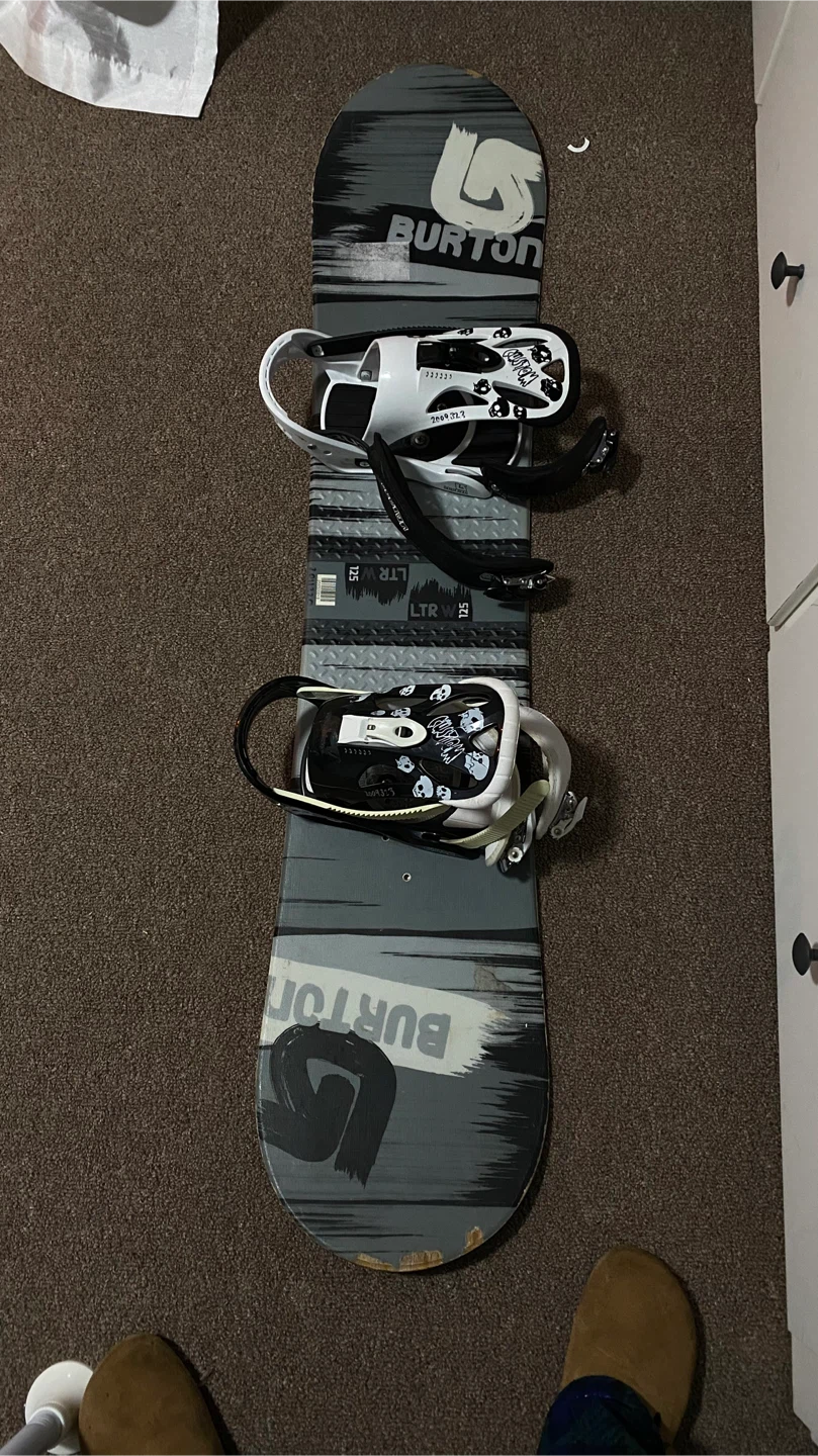 🏂 Burton LTR Snowboard w/ Bindings – 125cm
