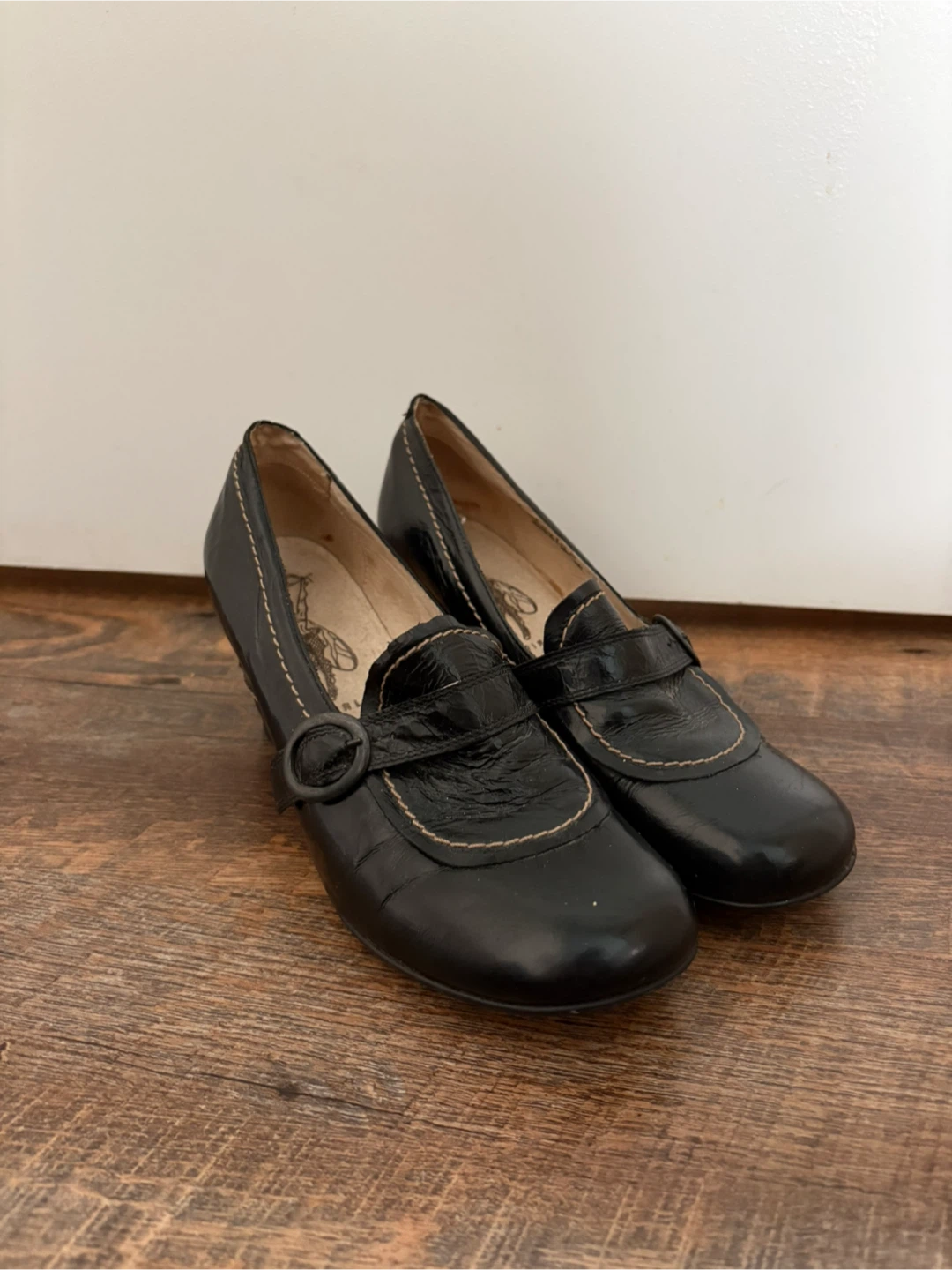 Fly Girl Black Leather Wedge Shoes - photo 2