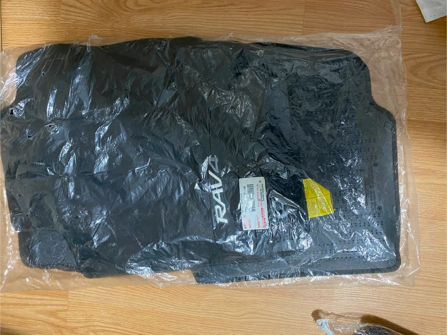Toyota VENZA All Weather Floor Mats - NEW - photo 2