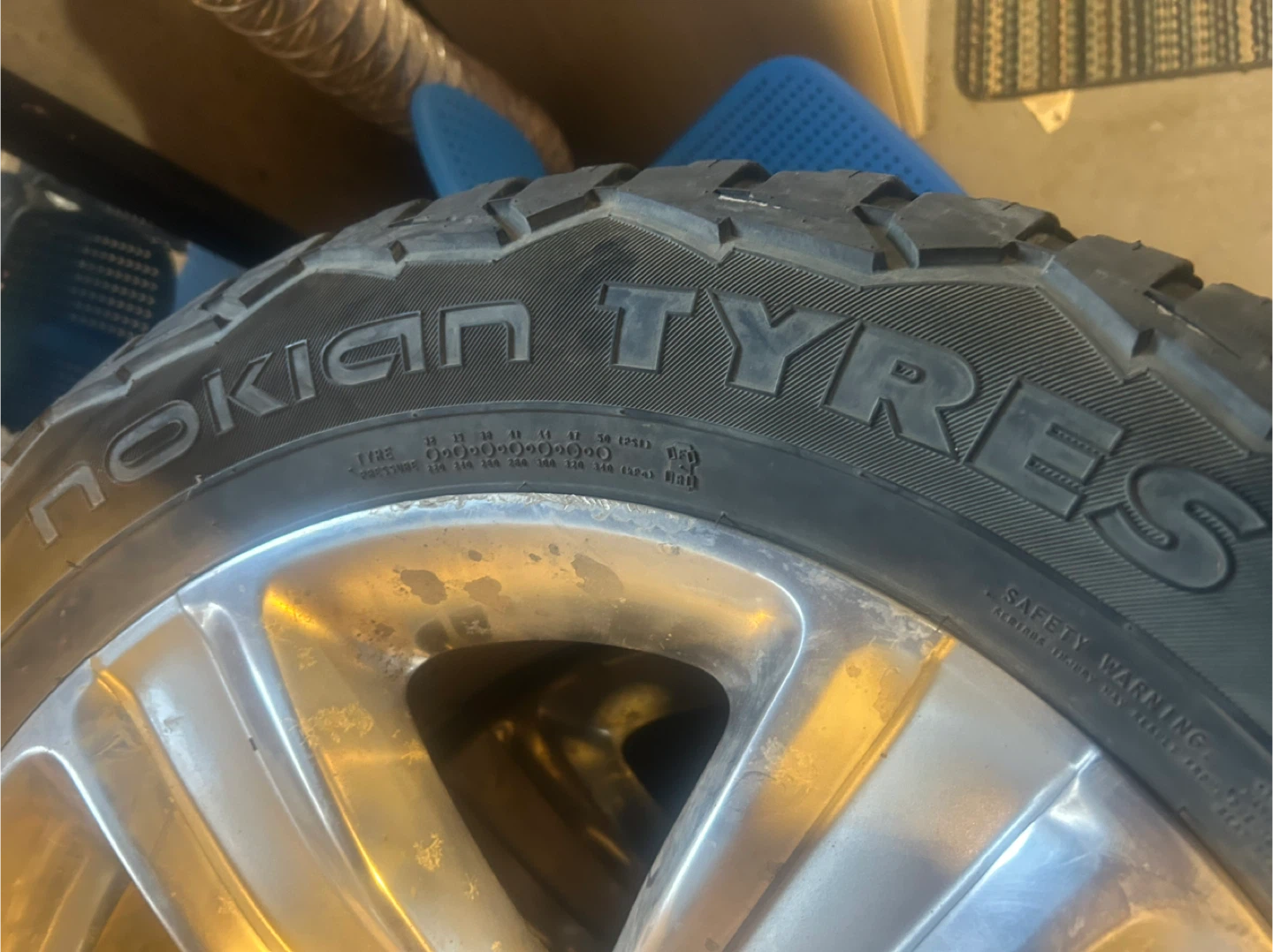 TODAY Ram 1500 20inch rims with Nokian  AT 275/60R20 Tires - photo 4
