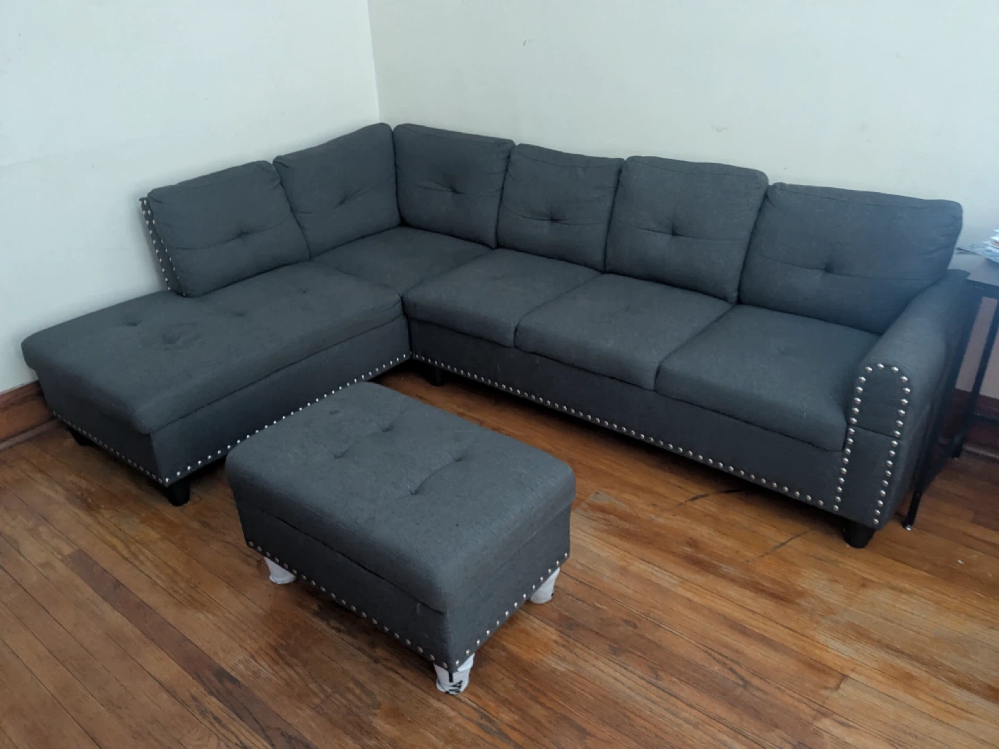 Gray Sectional Sofa with Ottoman