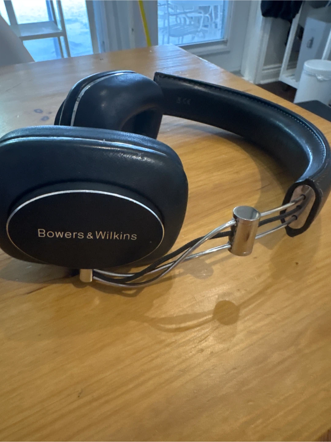 Bowers & Wilkins Headphones