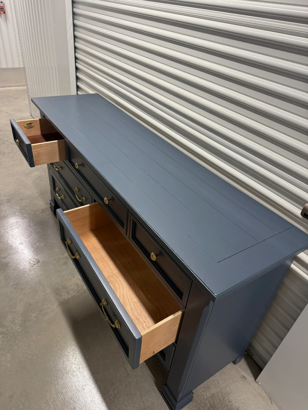 🚨Free Delivery Navy Blue Solid Wood Dresser - 7 Drawers - photo 4