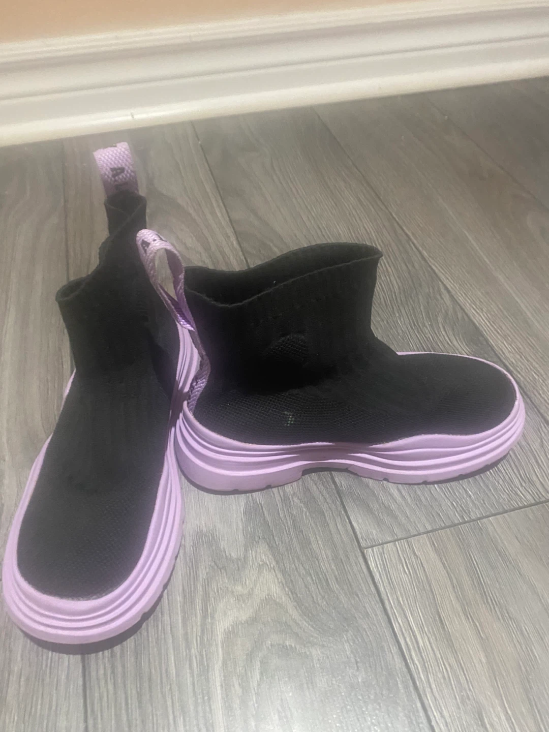 Black & Lavender Sock Sneakers - Size 7 - photo 2
